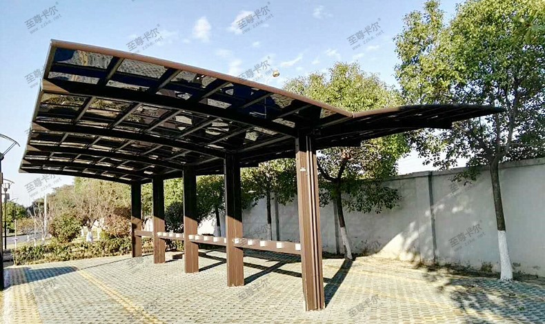 至尊卡爾電動(dòng)車充電棚.jpg 至尊卡爾電動(dòng)車充電棚.jpg