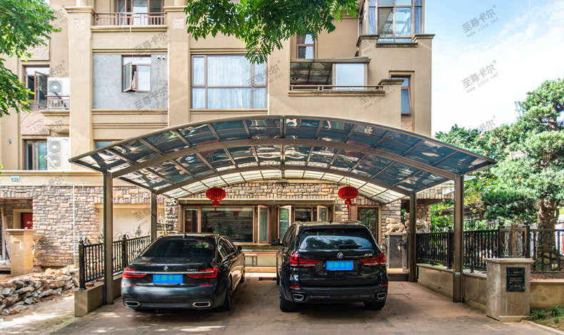 鋁合金車棚美觀度非常高 鋁合金車棚美觀度非常高