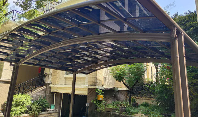 別墅車棚有必要嗎？別墅車棚雨棚到底怎么做