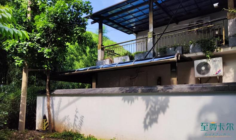 無聲雨棚好還是不銹鋼雨棚好？無聲雨棚用什么材料？