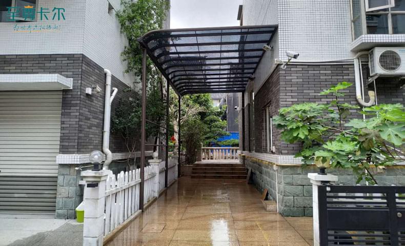 鋁合金雨棚圖片和價(jià)格？